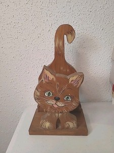 Vintage Hand Painted Wood Folk Art Wooden Cat Napkin Holder Or Cookbook Holder