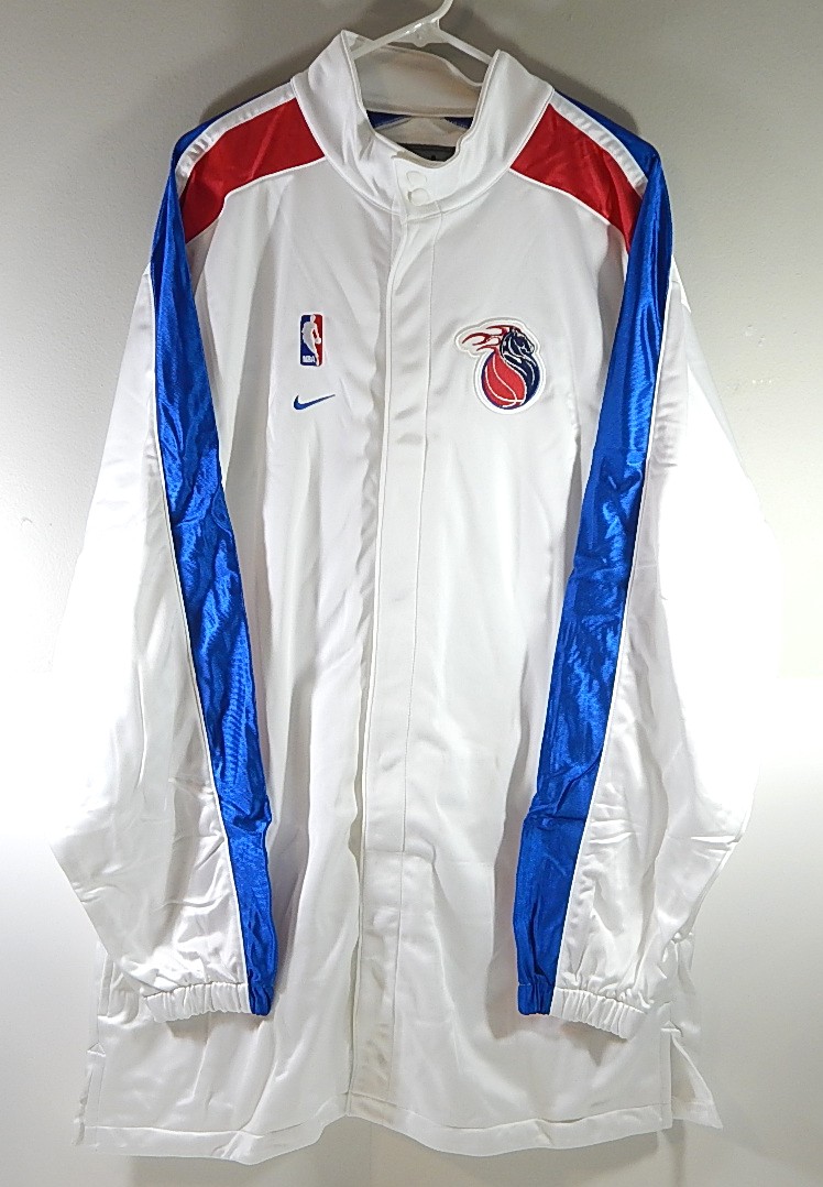 SACAI X NIKE Giacca riscaldante Detroit Pistons Nike Team Issued bianca nuova 4XL +4"