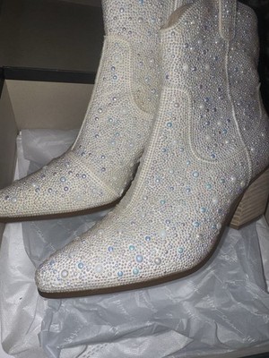 Betsey Johnson SB-DIVA PEARL White Leather Western Boots 8 Rhinestone Pearl