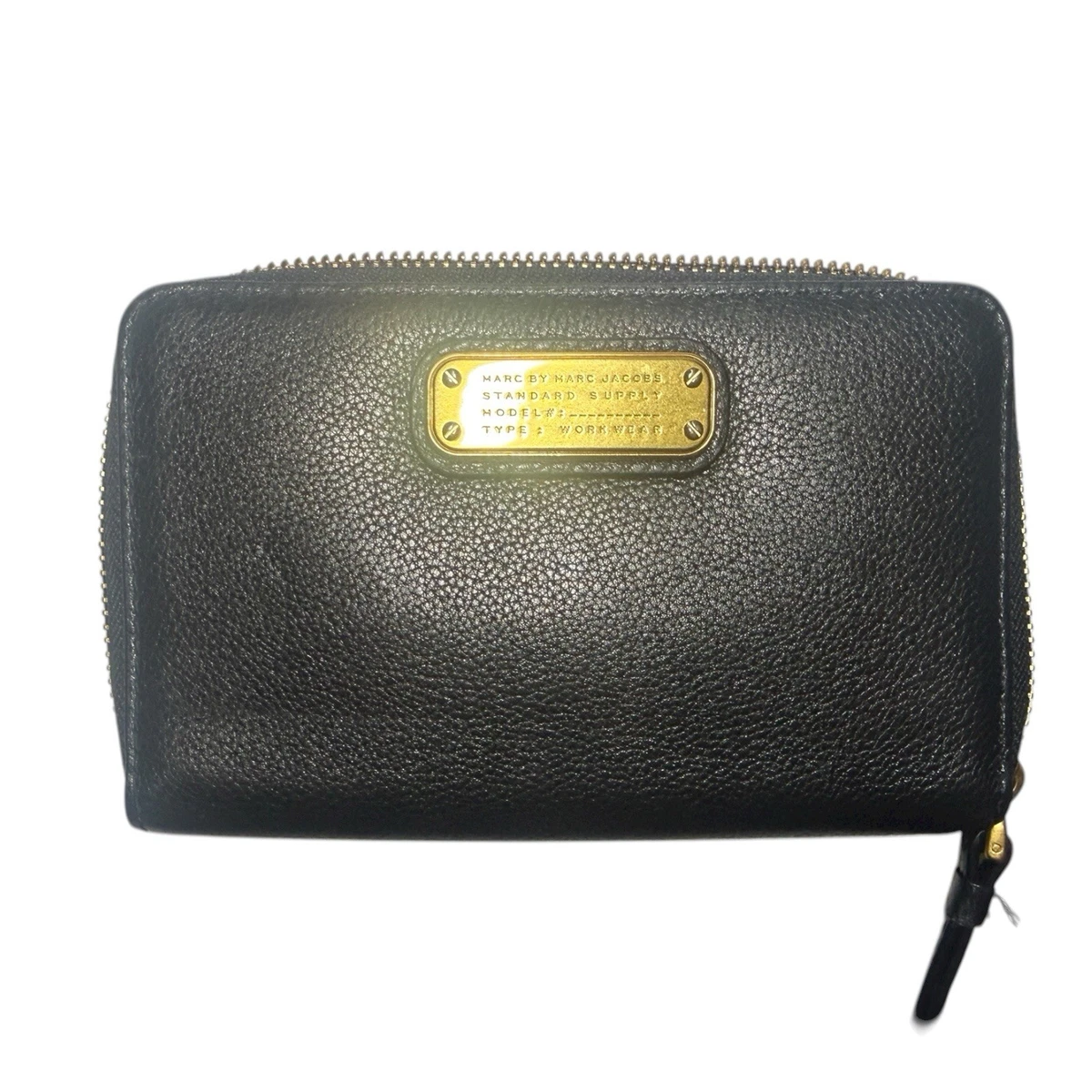 r&r　　MARC JACOBS財布 Marc by Marc Jacobs Black Zip-Around Wristlet Wallet Logo Card