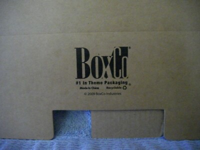 11Solid Manilla gift Box  Small (CLOSEOUT ITEM) new old inventory