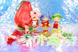 strawberry shortcake doll shoes