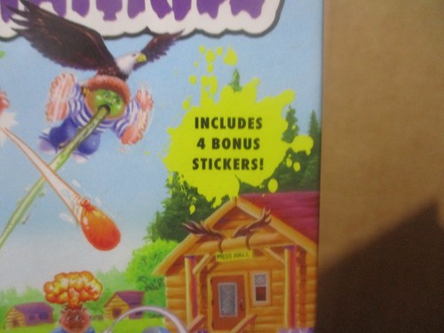 R.L. STINE AUTHENTIC SIGNED/AUTOGRAPHED GARBAGE PAIL KIDS CAMP DAZE BOOK - Picture 2 of 7