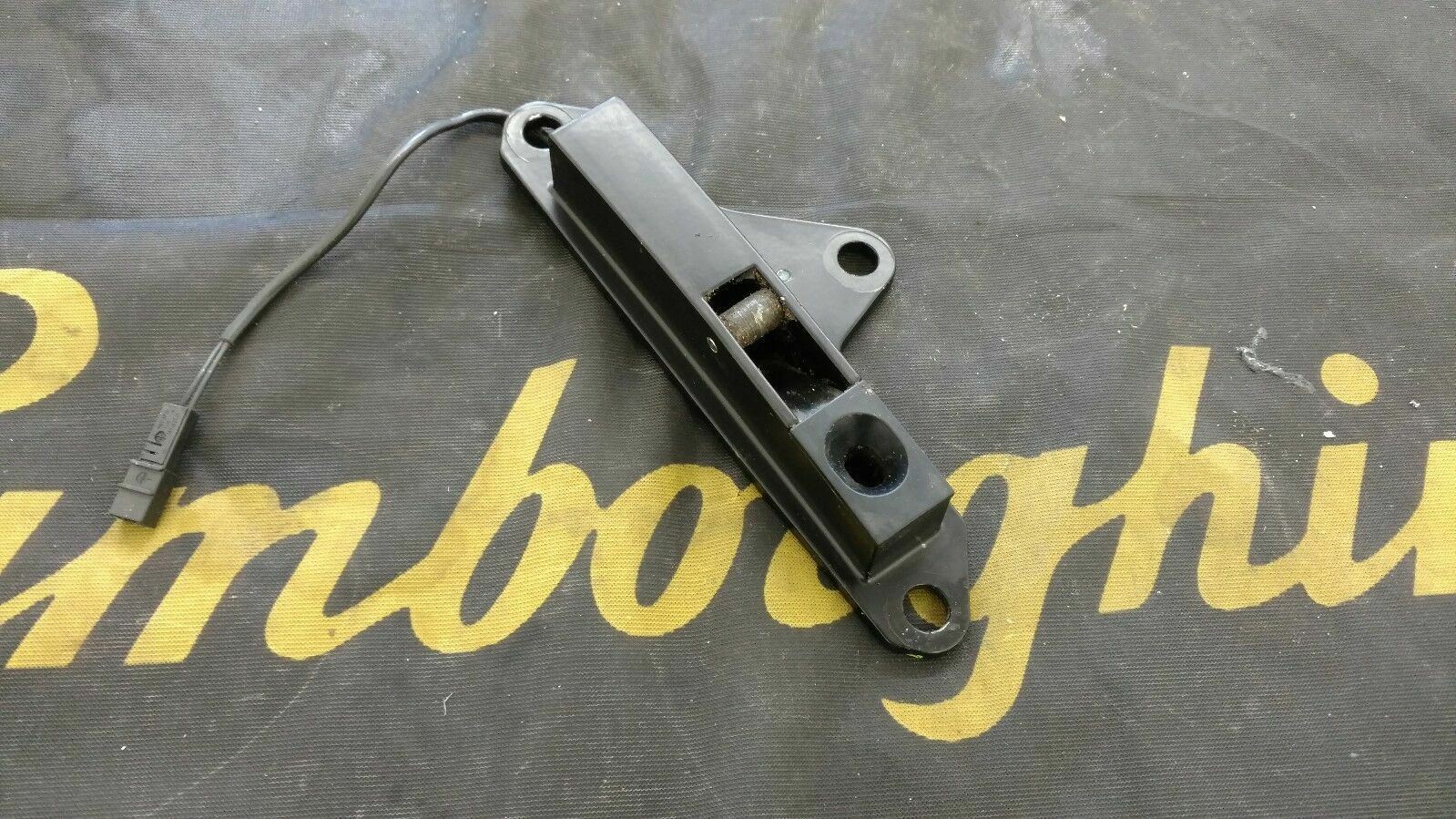 LAMBORGHINI GALLARDO SPYDER TOP LATCH MICRO SWITCH SENSOR OEM 407871158A