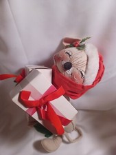 Vintage 1989 Annalee 12" Christmas Mouse With Presents Stuffed Handpainted