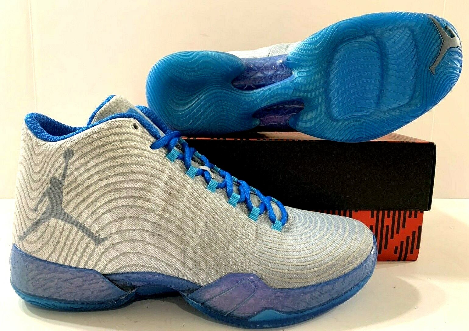 cool blue nike shoes