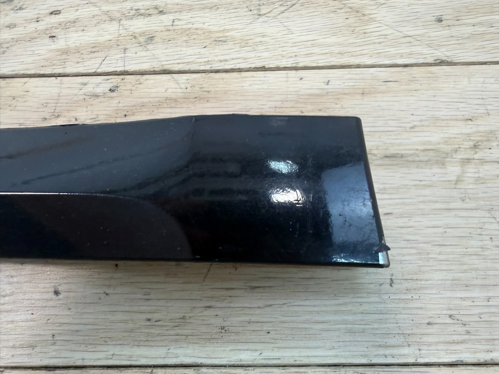 2013 BENTLEY GT COUPE OEM REAR RIGHT QUARTER MOLDING TRIM 3W8853536AA