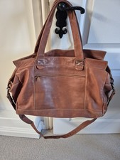 Tula leather weekend bag