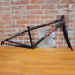 Trek 800 Sport Mountain Track  26" Wheel MTB Frameset 13" c-t 100/135mm CrMo a23