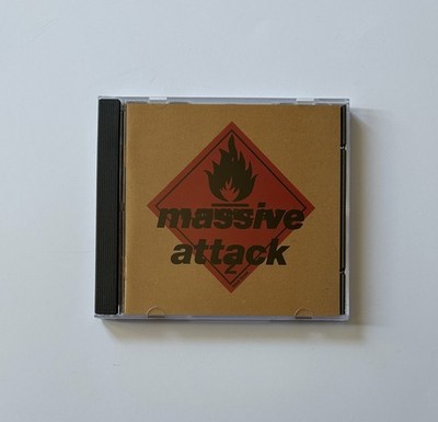 MASSIVE ATTACK Blue Lines | 1991 Virgin (0777 7 86228 2 6) CD