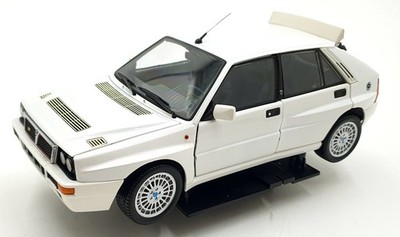 Kyosho 1/18 Scale 08341WP - Lancia Delta HF Intergrale Evo 2