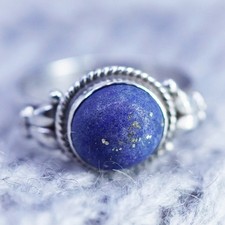 Size 4.5, vintage Sterling 925 silver handmade ring with moonstone