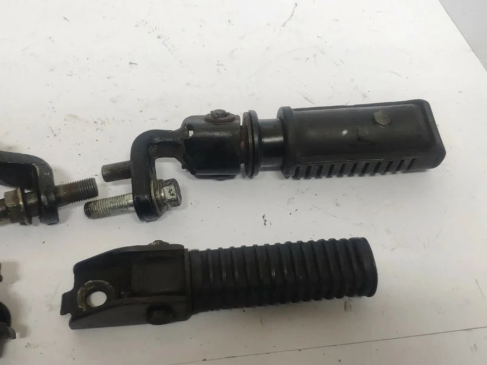 REPOSE-PIEDS AVANT ARRIÈRE D+G POUR HONDA CB 400 N bt1900 - Photo 3/4