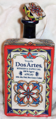 EMPTY TEQUILA DOS ARTES ANEJO RESERVA ESPECIAL CERAMIC BOTTLE COLLECTIBLE MEXICO