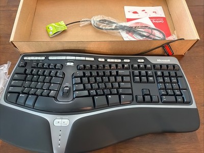 NEW Microsoft Natural Ergonomic 4000 Wired USB Keyboard HARD TO FIND