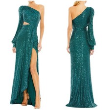Mac Duggal NWT Green Sequined One Shoulder Cut Out Gown Size 2 Rhinestone Cuff
