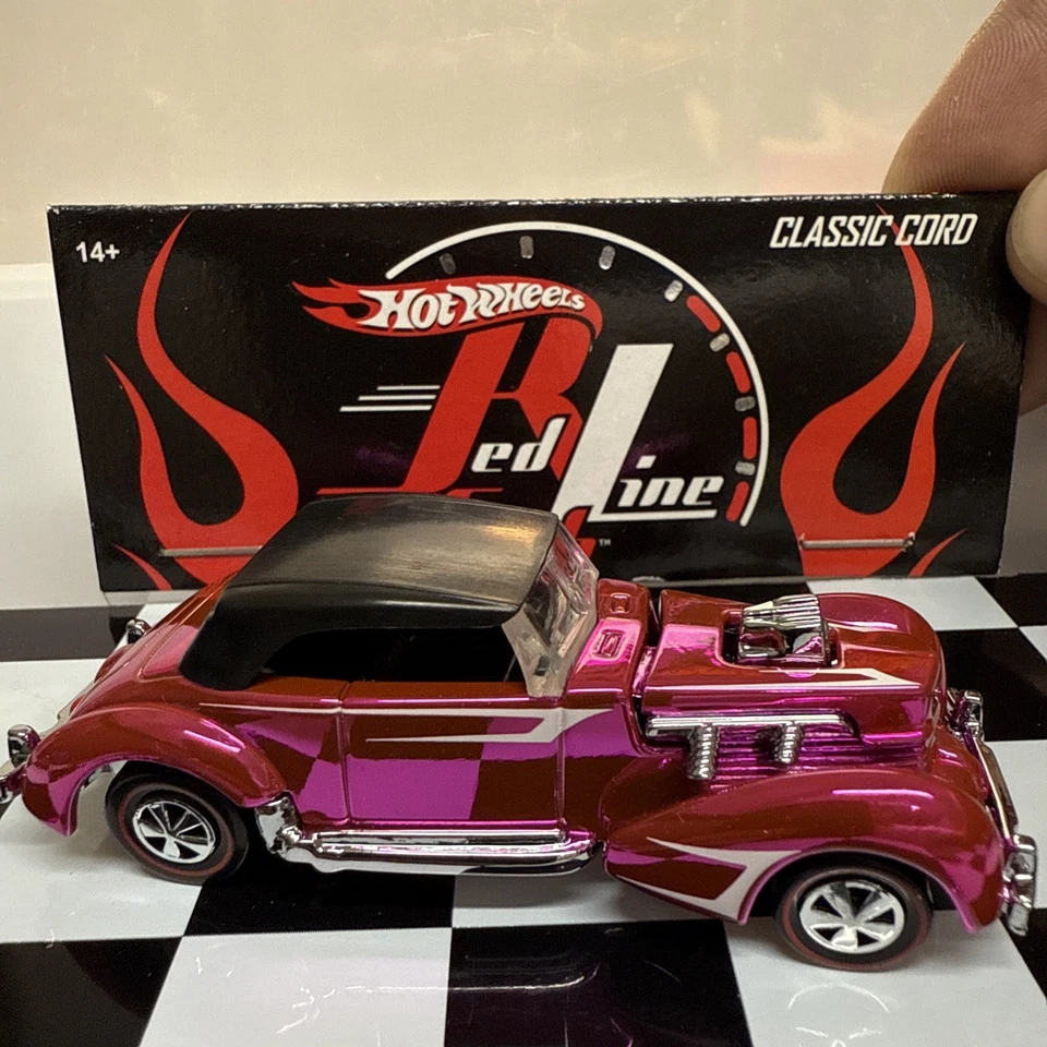 Coche de fiesta Hot Wheels Classic Cord Redline Club Pink 2006 Nationals RLC Foto 4 de 4