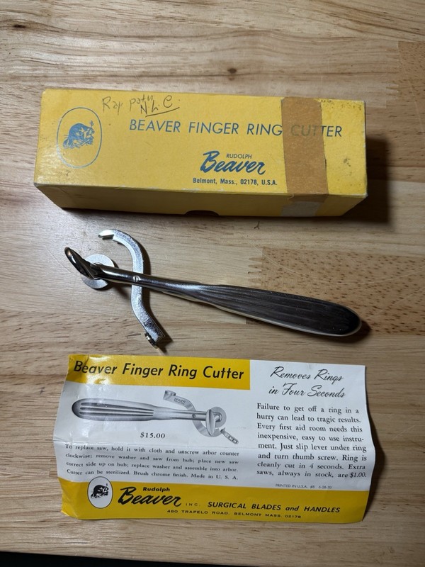 Beaver Vintage Finger Ring Cutter Waltham, Mass