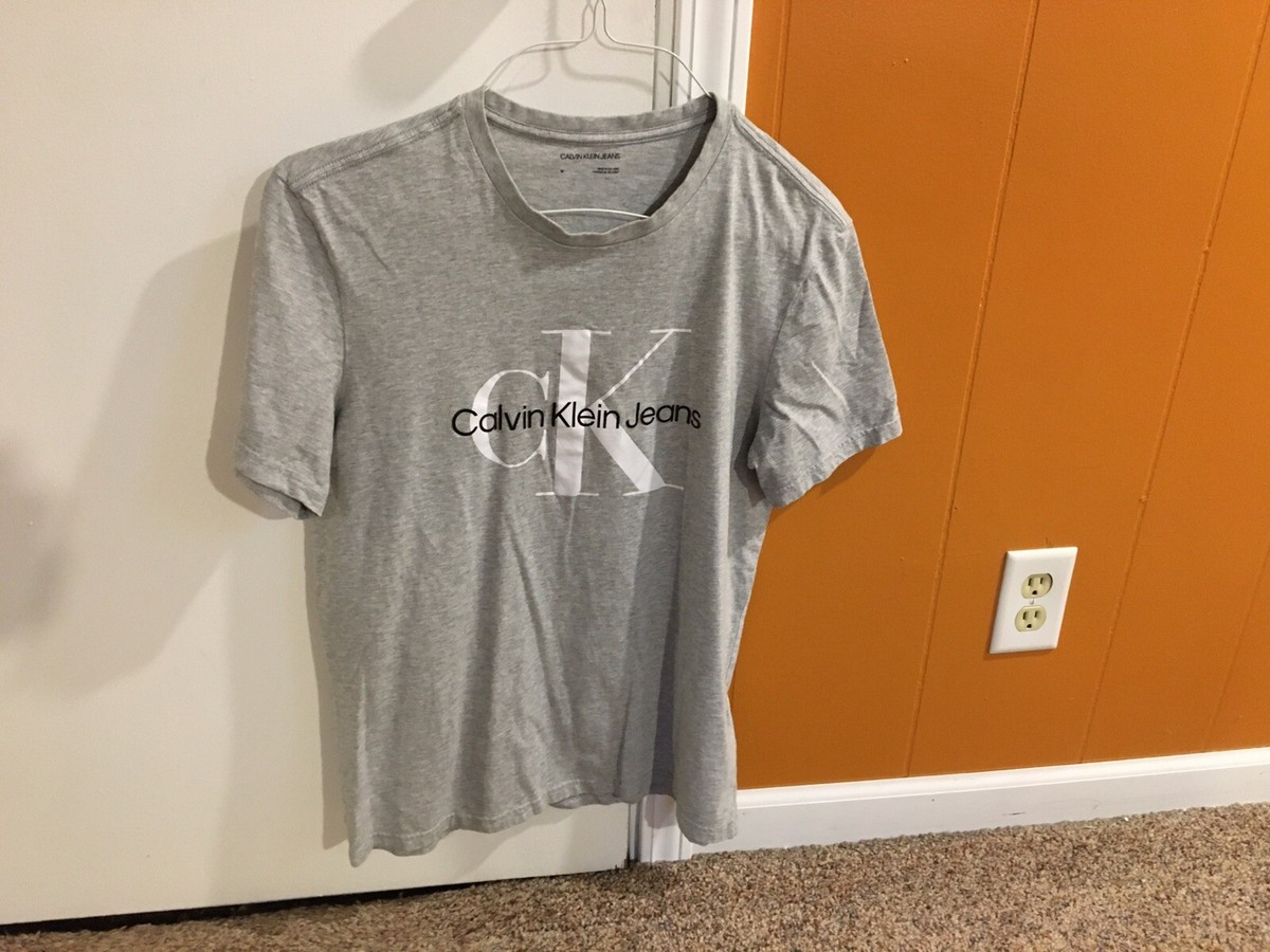 Mens Size Medium Calvin Klein Jeans CK Signature Logo Short Sleeve 