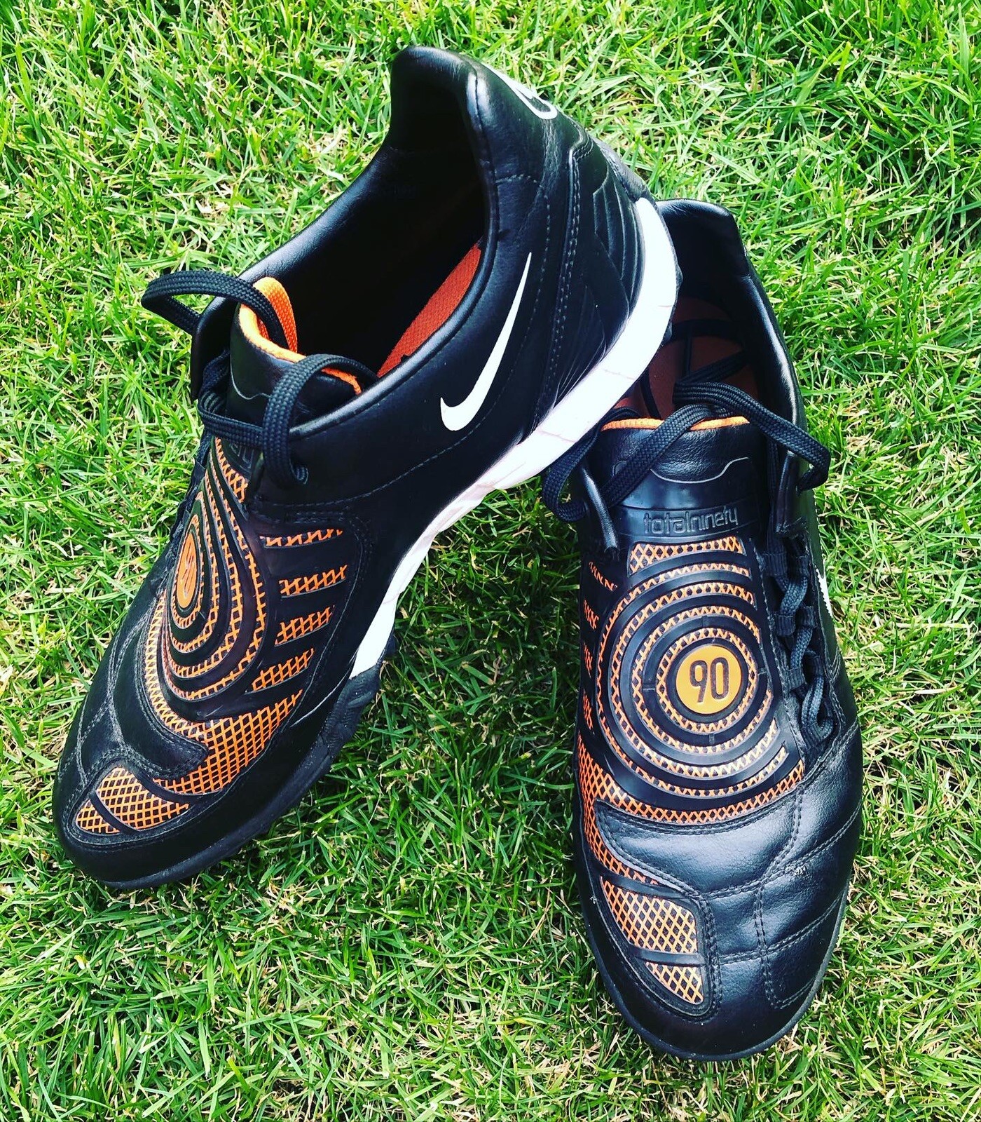 astroturf trainers sale