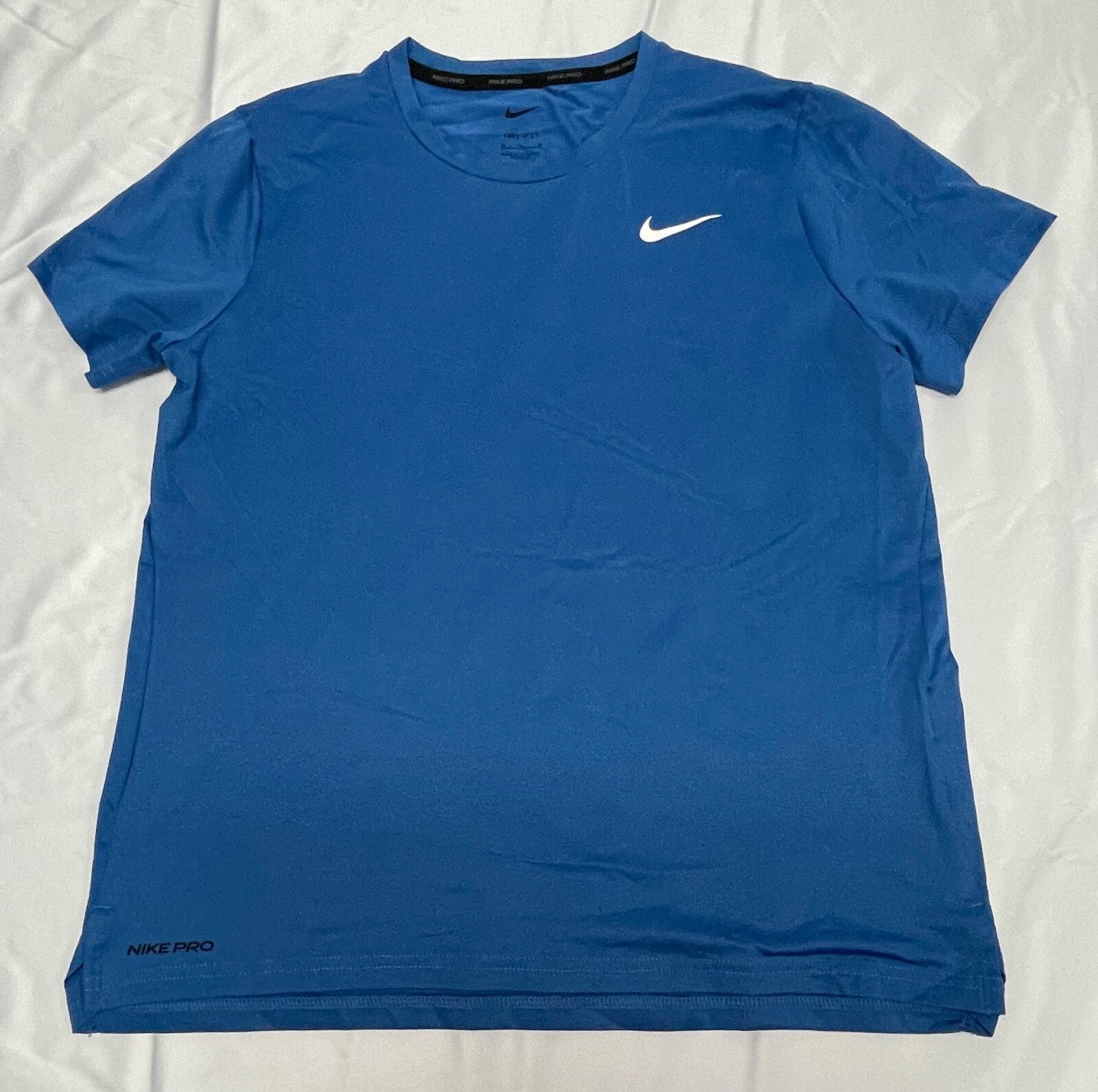 Nike Women's Team Hyper Dry Short Sleeve TShirt ROYAL MEDIUM eBay