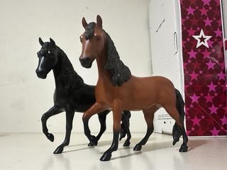Breyer Lot of 2 Paddock Pals(Coco and Smokey)