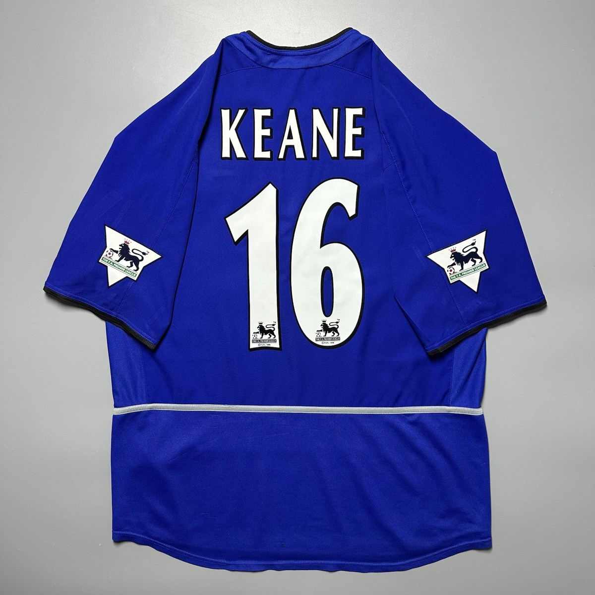 マンチェスター・ユナイテッド ユニフォーム　KEANE 16 MAN UNITED NIKE 2002/2003 FOOTBALL THIRD JERSEY #16 ROY KEANE SIZE