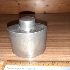 ALTE TEEDOSE ENGLISH-PEWTER ZINN HAMMERSCHLAG TUDRIC