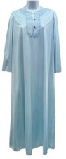 VTG Vanity Fair Women Size SML Pullover Long Sleeve Nylon Antron III Nightgown