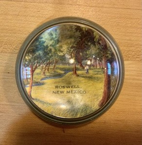 Roswell New Mexico Souvenir Paperweight Round Dome 3" Dia