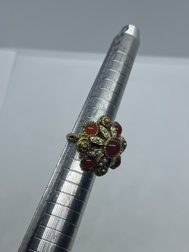 Anillo de cóctel vintage estilo princesa rojo/naranja cabujón falso perla dorado tono dorado - Imagen 13 de 14