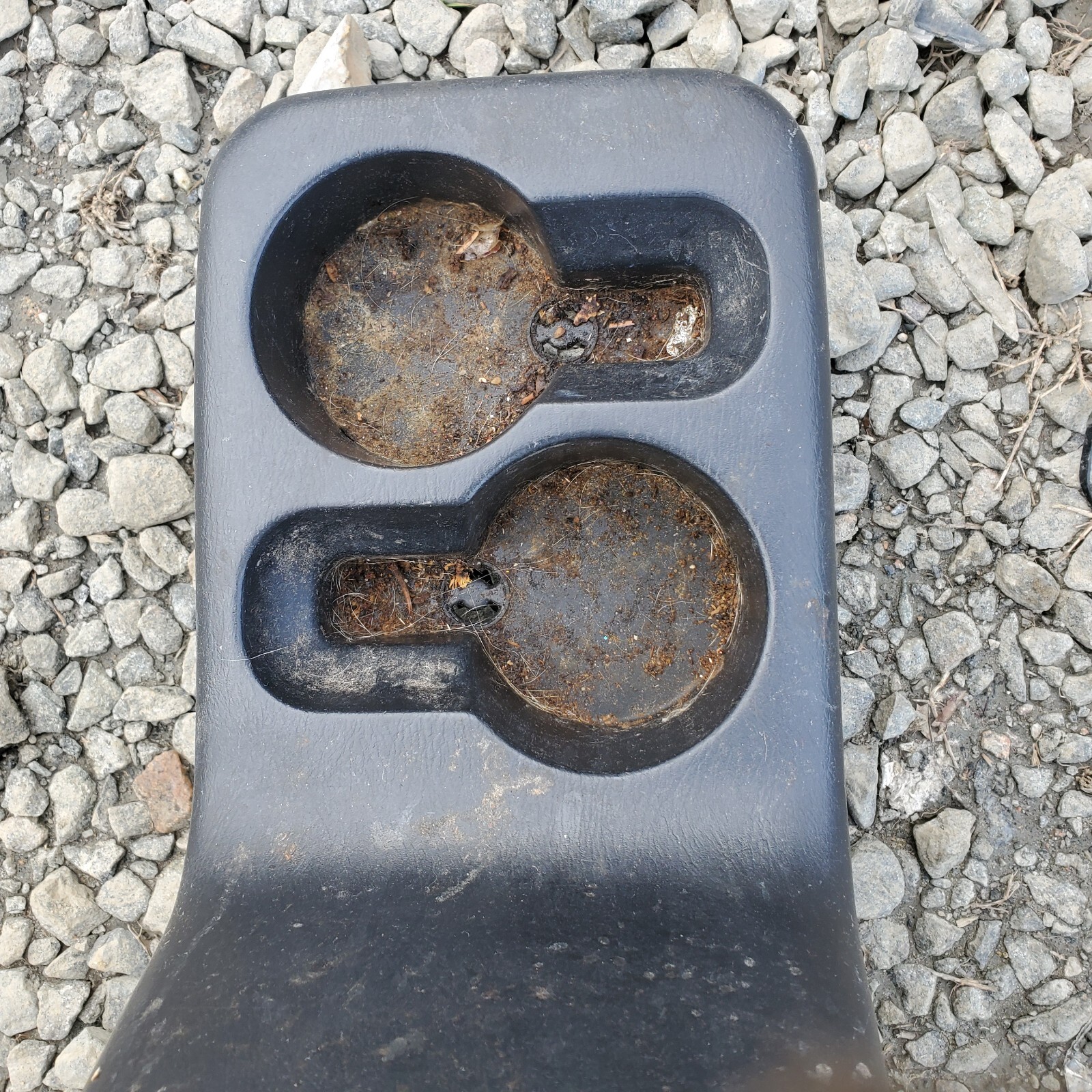 20002004 Nissan Frontier Extended Cab Center Console Armrest Cup