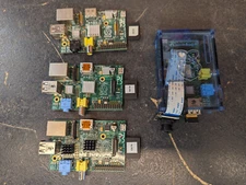 Raspberry Pi (C)2011.12 Model 1B LOT Camera and Case