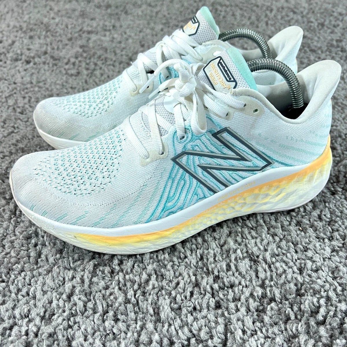 New Balance Fresh Foam Running Shoes Womens 9.5 Vongo v5 White