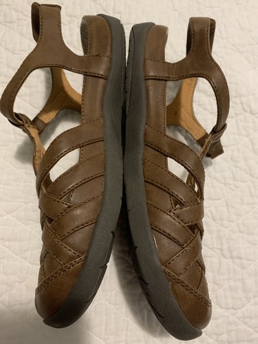 Sandalias Bare Traps Mujer Florrie Cuero Punta Cerrada Marrón Punta - Imagen 6 de 9