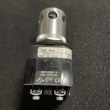 ALLEN BRADLEY 800T-PB16 GREEN ILLUMINATED PUSH BUTTON SER T st633