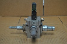 SMC Pneumatic Solenoid Valve VG342R-5DZ-10N w/ VQ307-5DZ1-X84