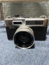 Vintage G Yashica Electro 35 GSN Camera w/ 1:1.7 Lens 45 mm Lens UNTESTED READ