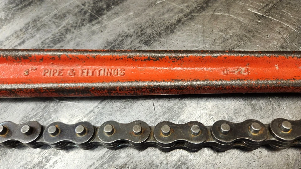 Ridgid C-24 C24  Chain Pipe Fittings Wrench 3" Cap. D477 Head. MADE IN USA - Image 2 of 4