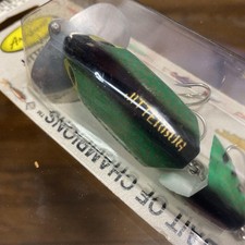 Jitterbug JTD CLICK G675-132 5/8oz Plastic Version Made in El Salvador Used