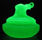 Green Depression Glass "Elephant and Babies" Powder Box. Uranium-GLOWS GREAT WOW — photo 1