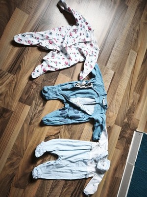 3× Babystrampler/Einteiler 1 Monat Im Set 