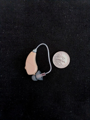 Tiny  DIGITAL RIC HEARING AID/ Amplifier LEFT serious loss 4 programs 2 mics
