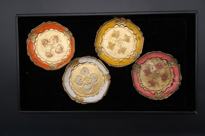 Vtg Set of 4 Florentine Gilt Wooden Coasters Hand Painted Beautiful Design Decor