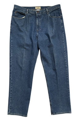 L.L Bean Jeans Mens Size 40x32 Blue Medium Wash Natural Fit Slight Taper Cotton