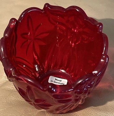 5 Gorham Holiday Traditions 3.5'' Red Votives Angels - Christmas Candle Holders