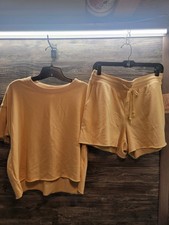 Secret Treasures Women's Sleep Shorts Set - Yellow Size Medium 8/10