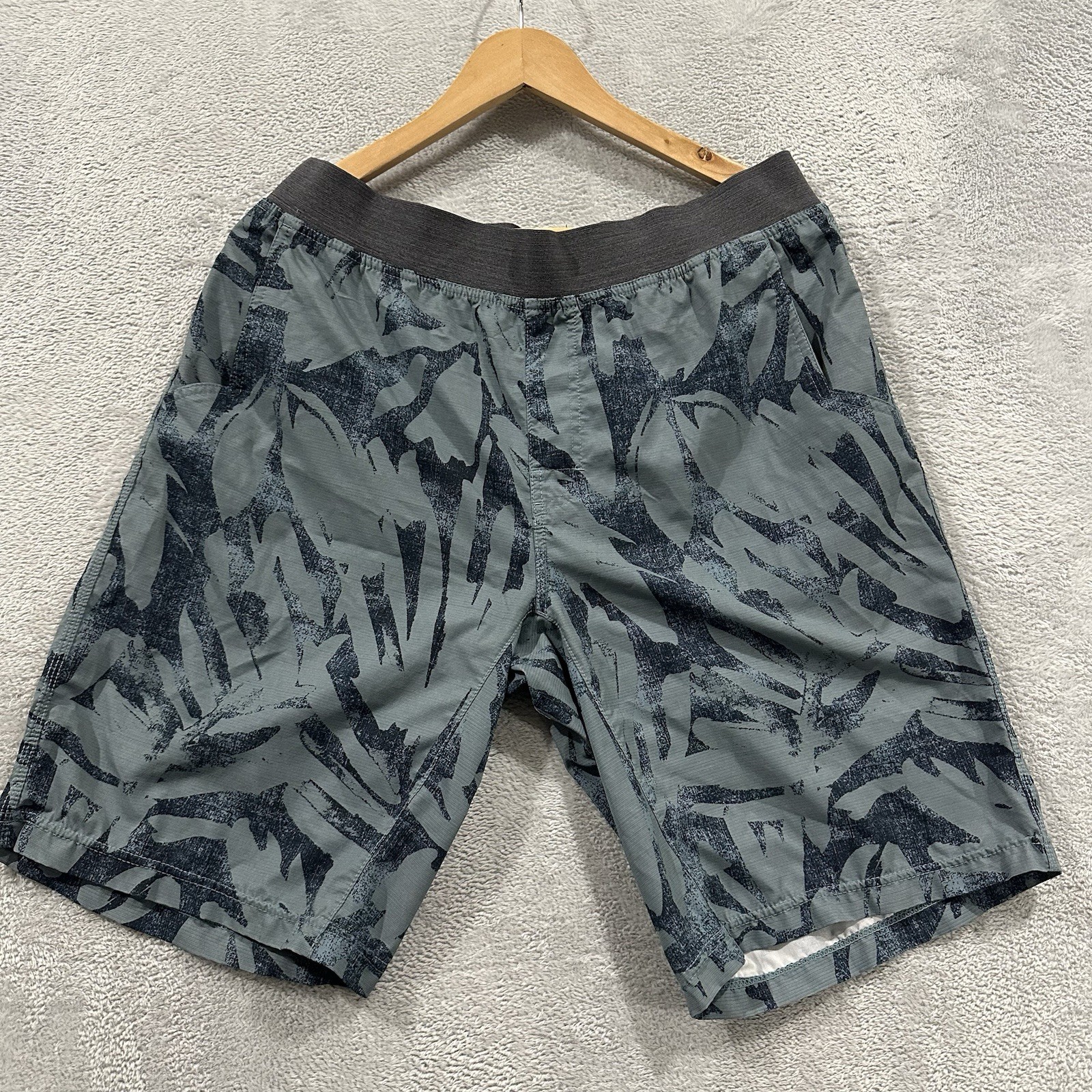 Large Mojo Breathe Elastic Waist Quick Dry Beach Surf 90s Bl