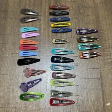 28 Vtg Hair Clips Small Multicolored Barrettes Metal in VGC