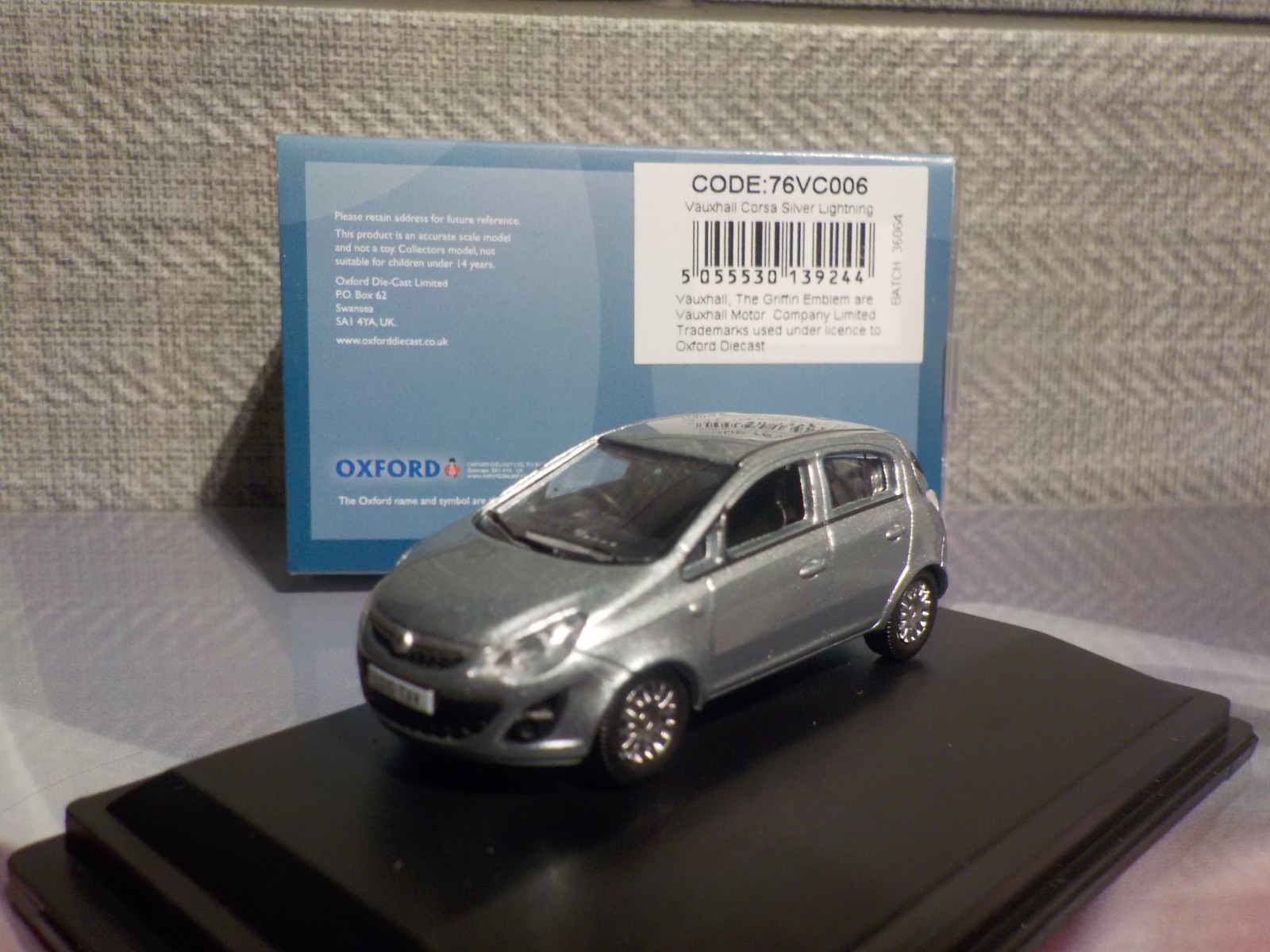 VAUXHALL Corsa - Silver - New Release  Oxford Diecast 1/76 76VC006